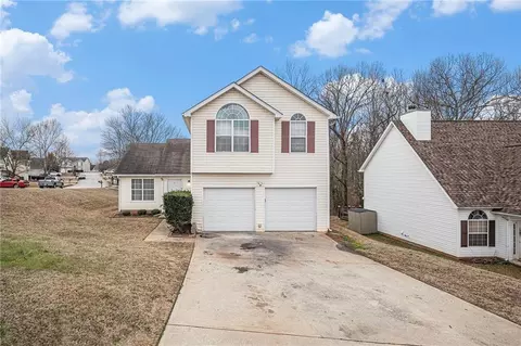 3263 N Winds Trl, Douglasville, GA 30135