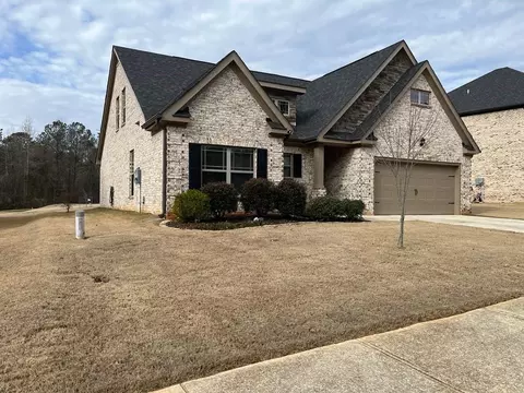 3337 Alhambra Cir, Hampton, GA 30228