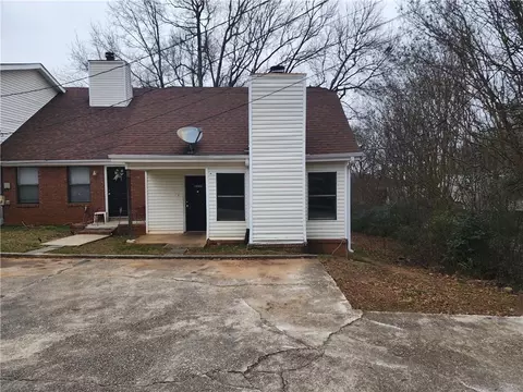 8222 Hagin St, Douglasville, GA 30134