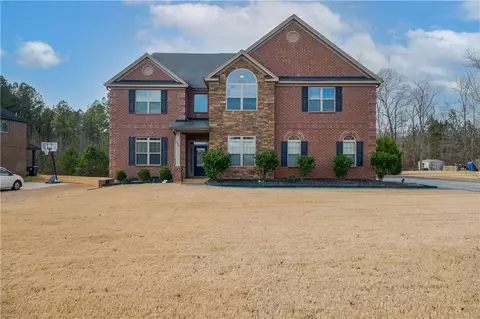 156 Way Point Dr, Stockbridge, GA 30281