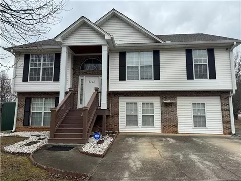 2336 Spring Haven Dr, Gainesville, GA 30504