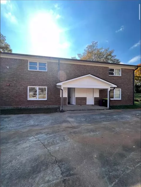 22 Pratt St, Newnan, GA 30263