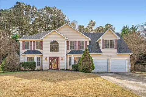 62 Silverleaf Ln, Dallas, GA 30157