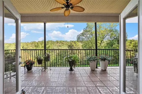 4150 Overland Dr, Roswell, GA 30075