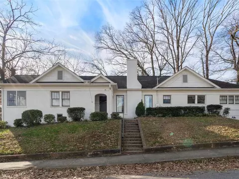 2177 Newnan St, East Point, GA 30344