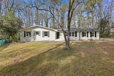 3383 Windsor Castle Ct, Decatur, GA 30034
