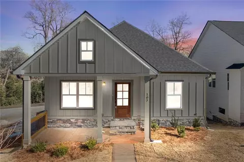 107 Wrenwood Ln, Carrollton, GA 30117