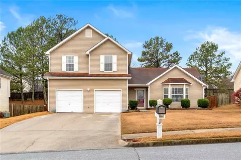 1383 Pebble Beach Ln, Hampton, GA 30228