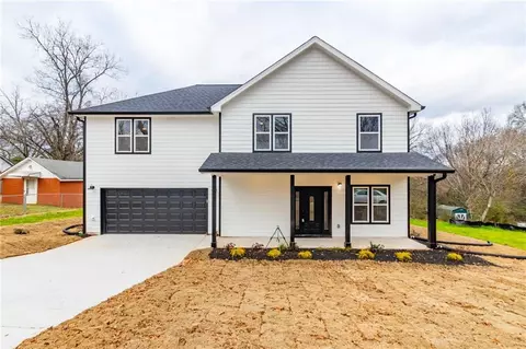 214 Spring St, Palmetto, GA 30268