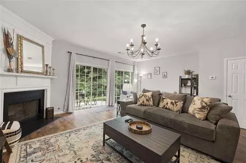 2753 Terrell Trace Dr, Marietta, GA 30067 photo 9