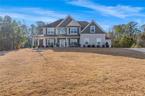 223 Cedara Dr, Newnan, GA 30263