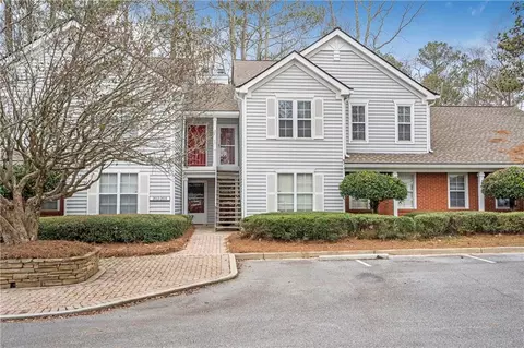 2016 Henderson Cir, Alpharetta, GA 30004