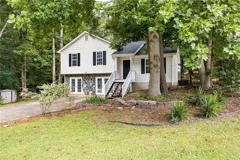 319 Southern Trace Dr, Rockmart, GA 30153