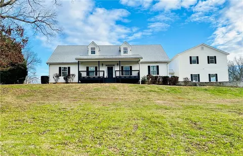 30 Sullins Rd NW, Cartersville, GA 30121
