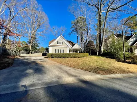 5002 Sandyhook Ct NW, Acworth, GA 30102