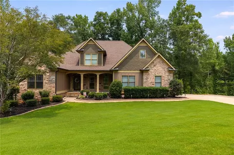 7281 Bluewater Ln, Douglasville, GA 30135