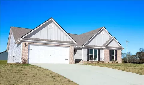 134 Shallow Way, Winder, GA 30680 photo 3