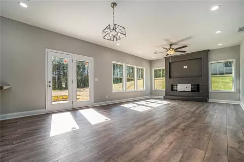 70 Kendall Ln, Covington, GA 30014 photo 9