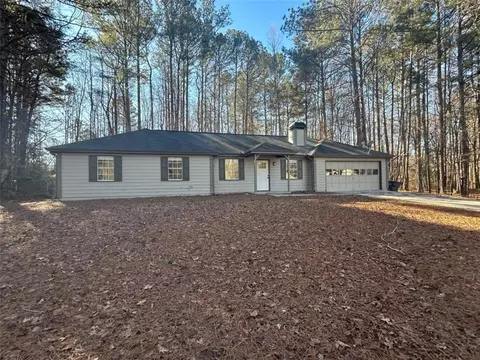 1136 Granite Ln, Loganville, GA 30052