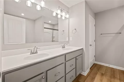 Bath - 103 Cherry Glen Way, Euharlee, GA 30120 photo 1 of 3