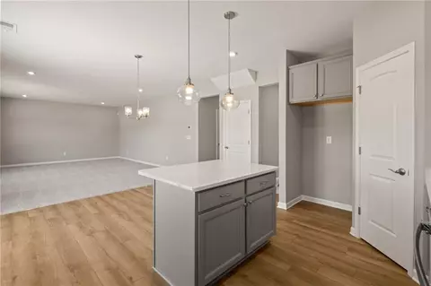 Kitchen - 103 Cherry Glen Way, Euharlee, GA 30120 photo 5 of 5