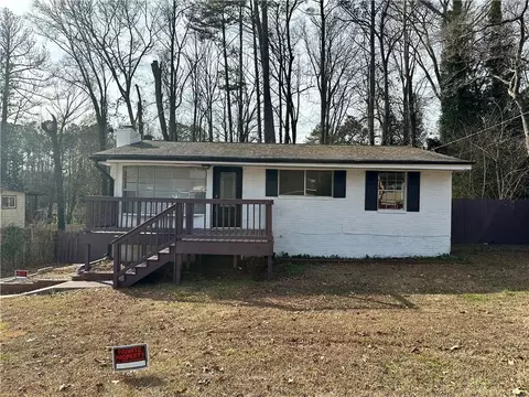 6441 Granada Dr, Forest Park, GA 30297