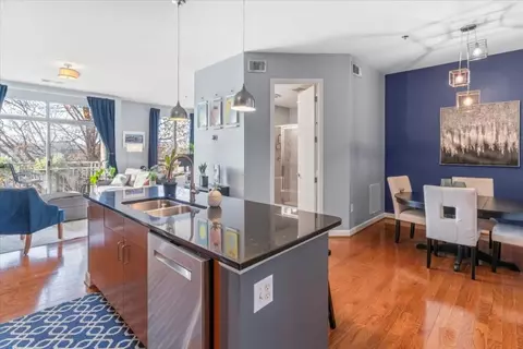 711 Cosmopolitan Dr #241, Atlanta, GA 30324