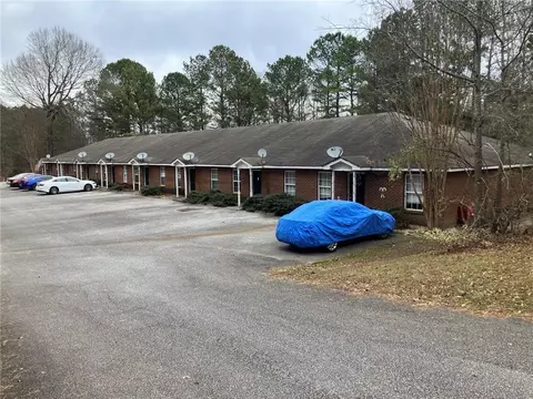 733 Stallings Dr, Senoia, GA 30276