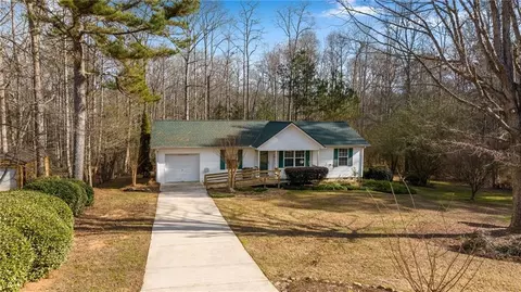 468 Heard Dr, Dawsonville, GA 30534