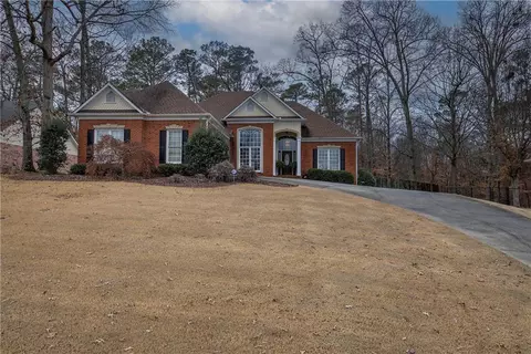 44 Carrington Dr, Cartersville, GA 30120