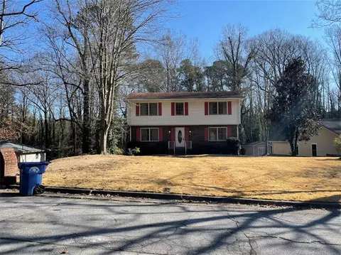 2018 Pine Cone Dr SW, Atlanta, GA 30331