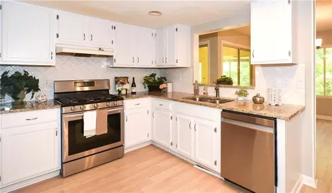 27 Muncy Ct SE, Smyrna, GA 30080