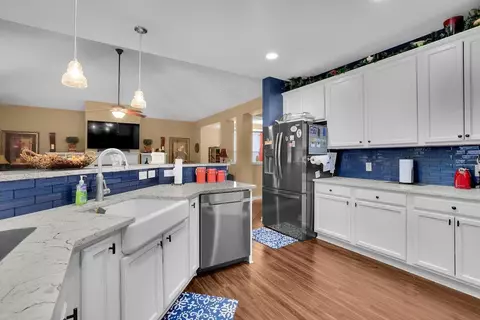603 E Hampton Pl, Canton, GA 30115 photo 11
