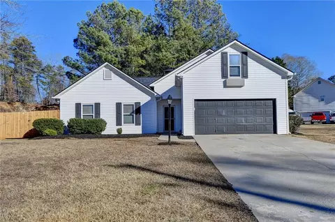 27 Switchman Ln, Dawsonville, GA 30534