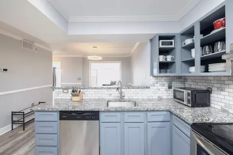 795 Hammond Dr #706, Atlanta, GA 30328