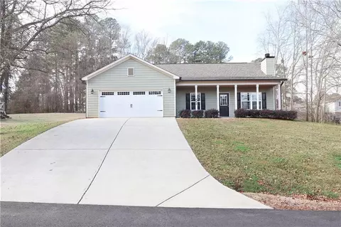 525 Lois Ln, Winder, GA 30680