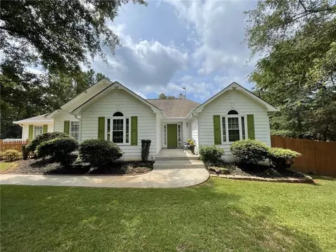 157 Harris St, Griffin, GA 30223