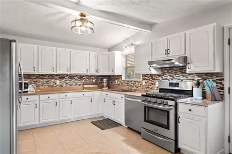 487 Golf Course Rd, Winder, GA 30680 photo 11
