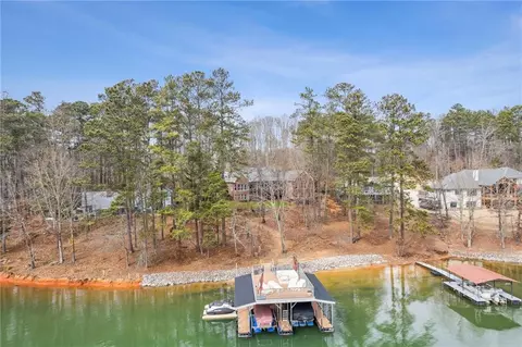 9231 Martin Ter, Gainesville, GA 30506