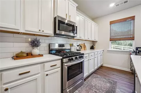 609 Edgemore Rd, Canton, GA 30114 photo 9