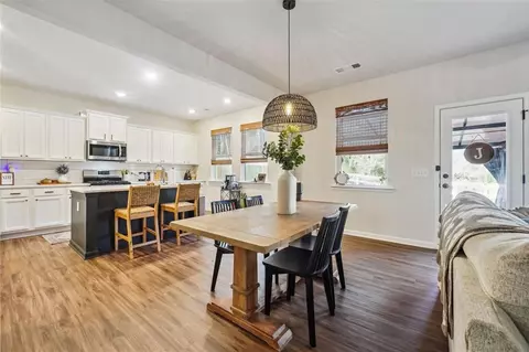 609 Edgemore Rd, Canton, GA 30114 photo 6