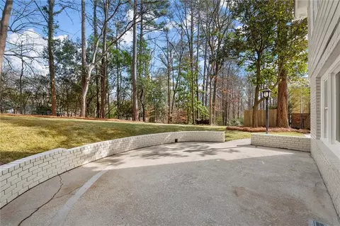 3987 Bonnington Ct, Chamblee, GA 30341 photo 44
