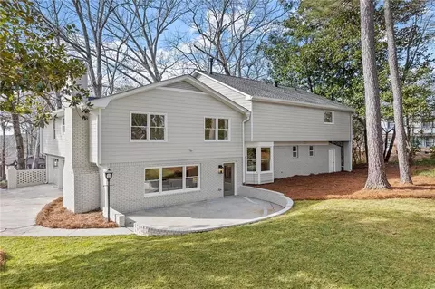 3987 Bonnington Ct, Chamblee, GA 30341 photo 46