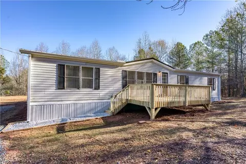 207 Ambers Ln, Commerce, GA 30530 photo 1