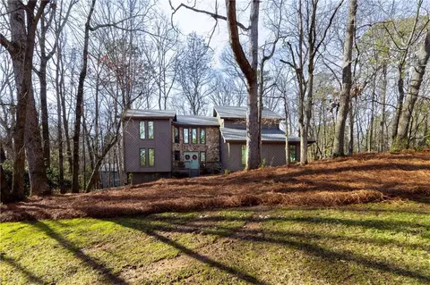 315 Spring Lake Ter, Roswell, GA 30076