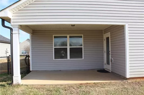 54 Crest View Dr, Carnesville, GA 30521 photo 3