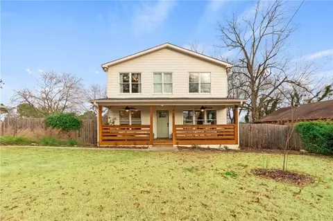655 Glendale Rd, Scottdale, GA 30079