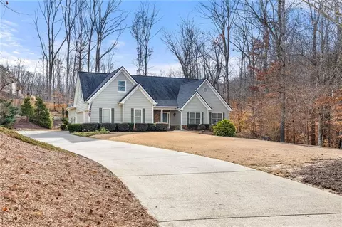 101 New Cut Rd, Winder, GA 30680