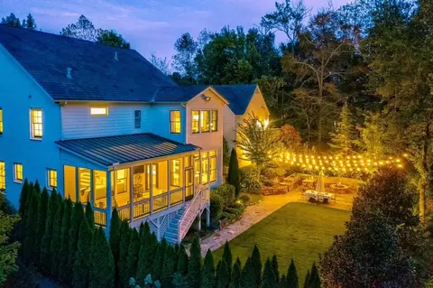 6705 Vickery Creek Rd, Cumming, GA 30040