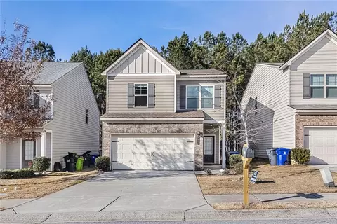4489 Ravenwood Dr, Union City, GA 30291